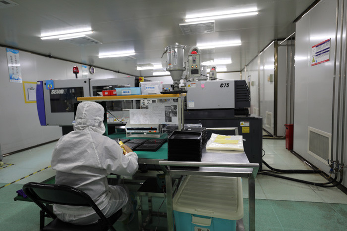SICHUAN VSTAR OPTICAL TECHNOLOGY CO.,LTD línea de producción de fábrica